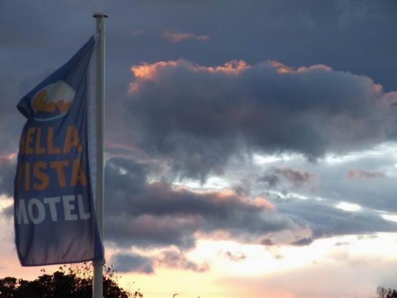 Bella Vista Motel נאפייר מראה חיצוני תמונה